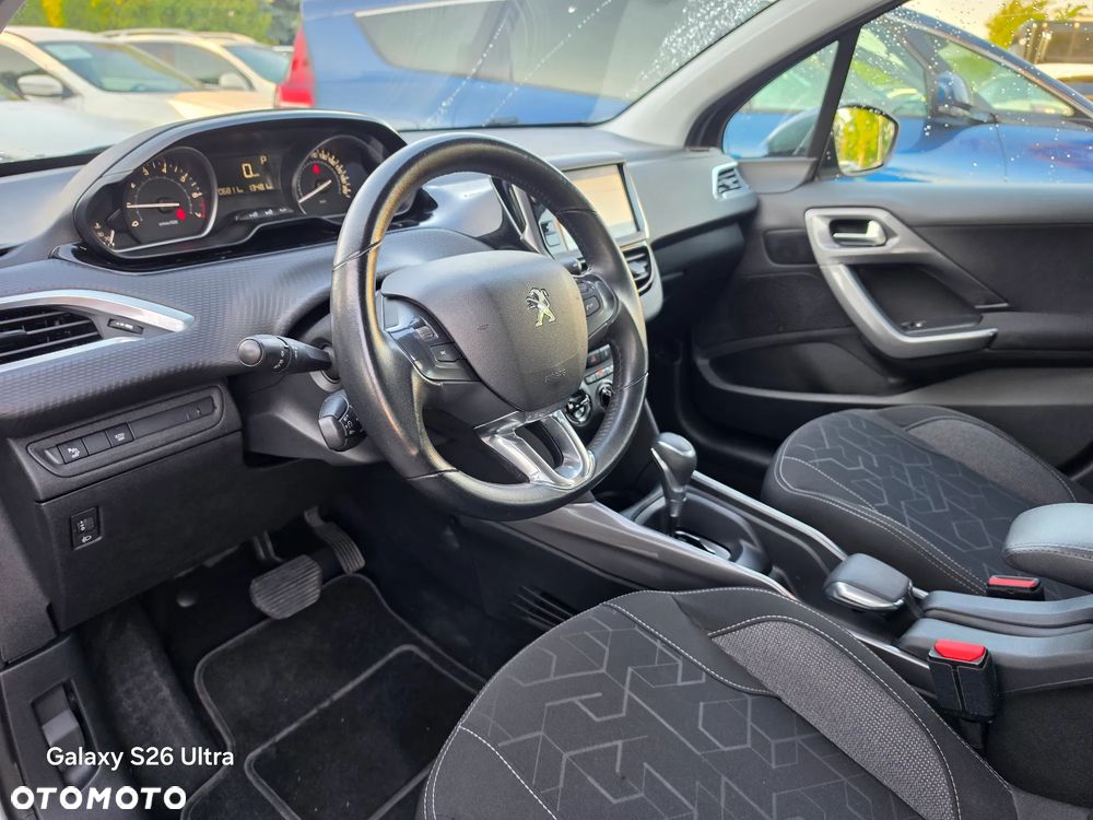 Peugeot 2008 1.2 Pure Tech Active S&S EAT6 - 28
