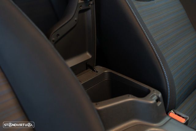 Nissan Leaf N-Connecta Full Led - 37