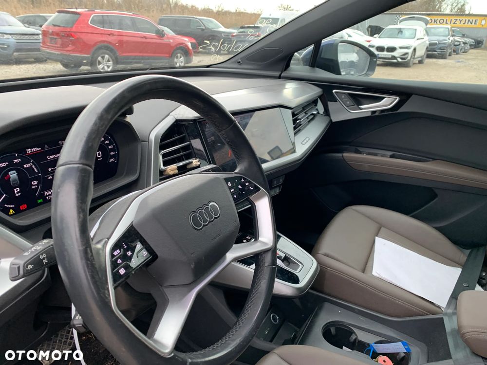 Audi Q4 e-tron 45 quattro - 15