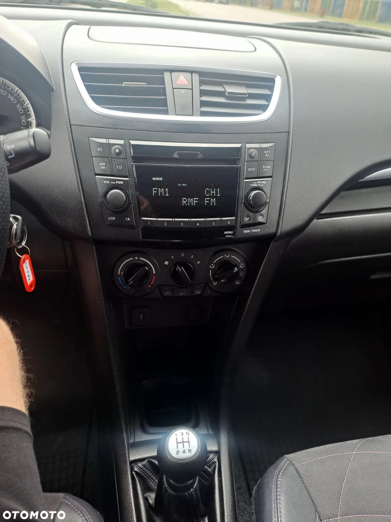 Suzuki Swift 1.2 X-TRA - 13