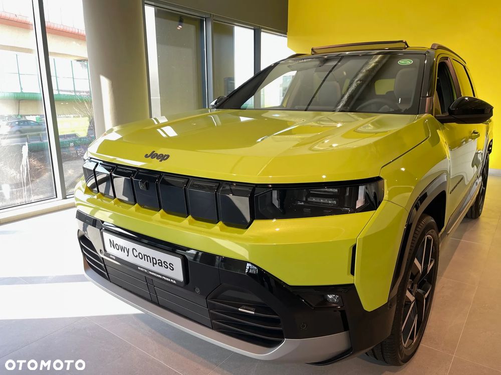 Jeep Compass 1.2 T3 mHEV Summit FWD DCT - 1