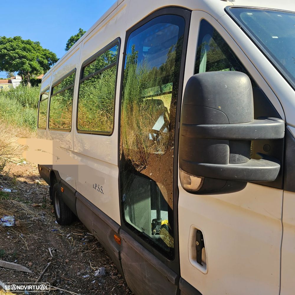 Iveco Mini Buss 21LUGARES A/C - 4