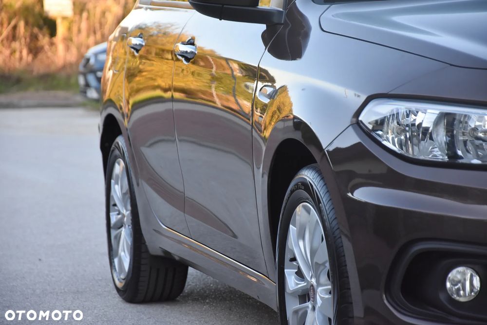 Fiat Tipo 1.4 16V More - 17