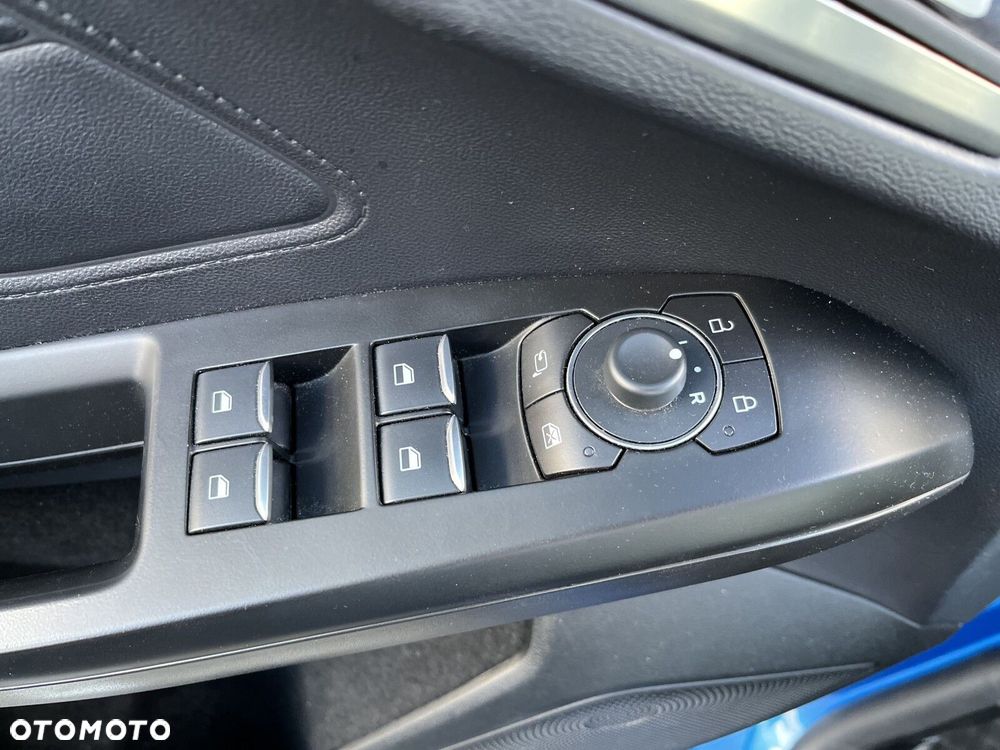 Ford Focus - 11