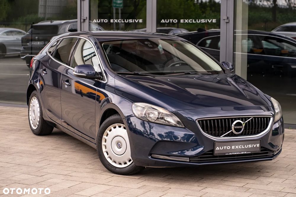 Volvo V40 D2 - 24