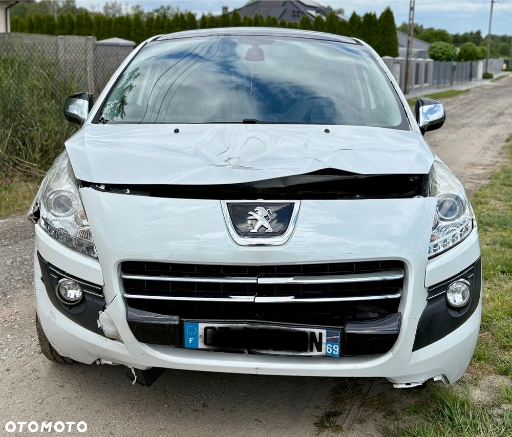 Peugeot 3008 Hybrid4 - 1