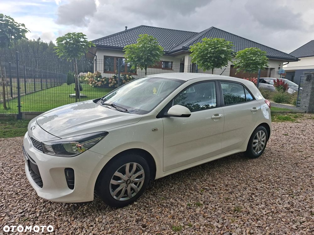 Kia Rio 2019 photo 2