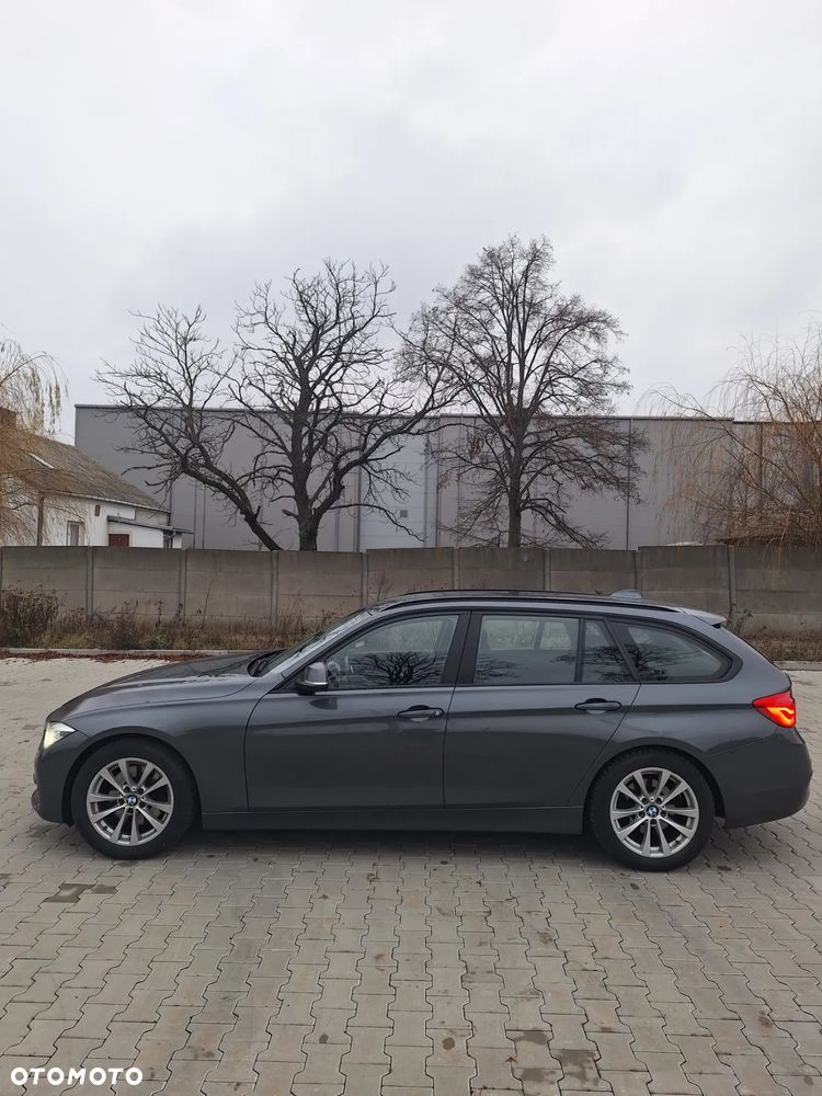 BMW Seria 3 325d - 1