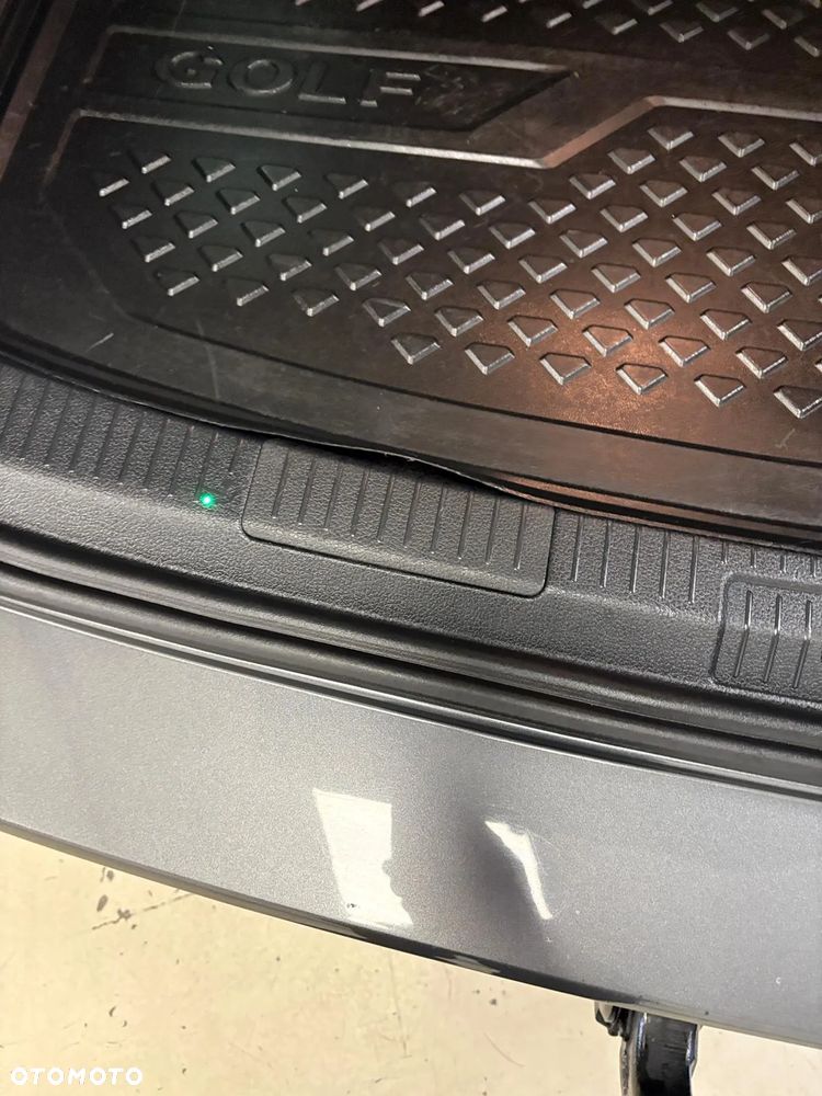 Volkswagen Golf 1.6 TDI (BlueMotion Technology) Comfortline - 33