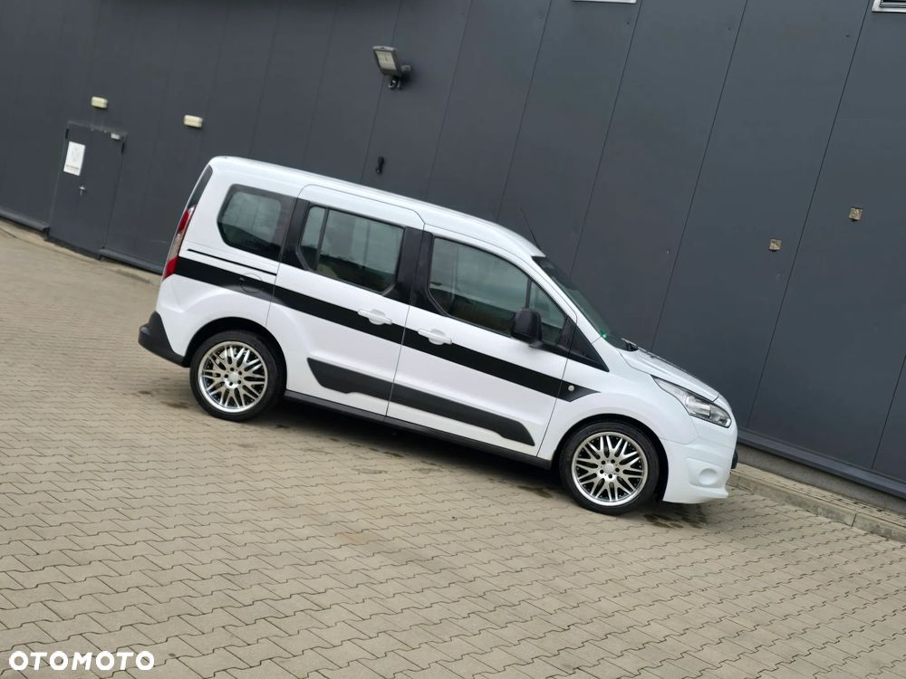Ford Tourneo Connect - 10