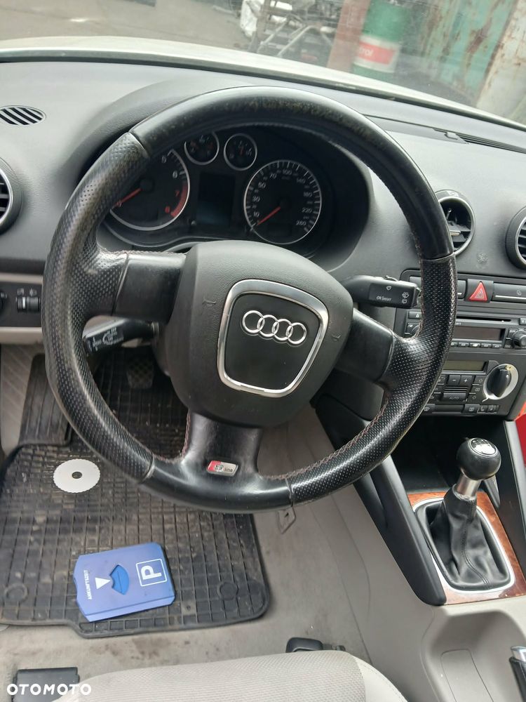 Audi A3 8P na części kod lakieru LY7W - 5