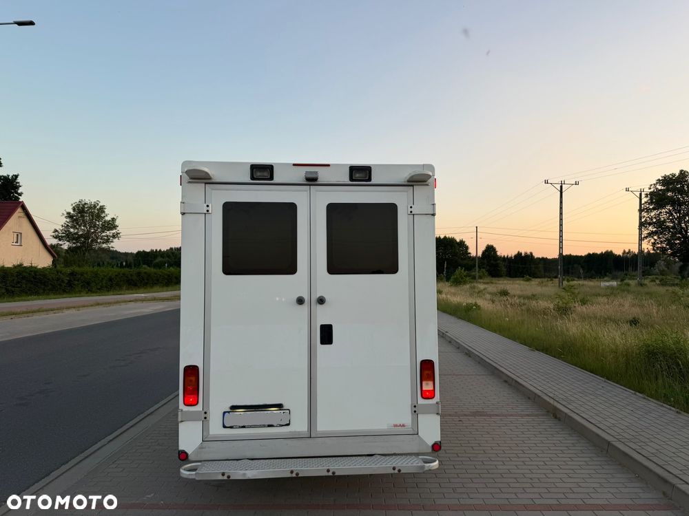 Mercedes-Benz Sprinter - 6