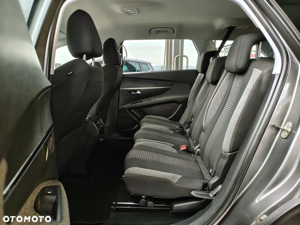 Peugeot 5008 BlueHDi 120 Allure - 36