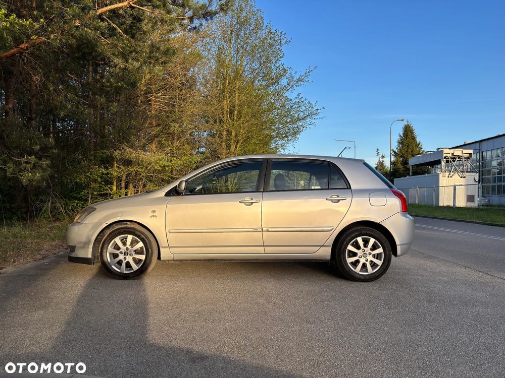 Toyota Corolla 2.0 D-4D Luna - 6