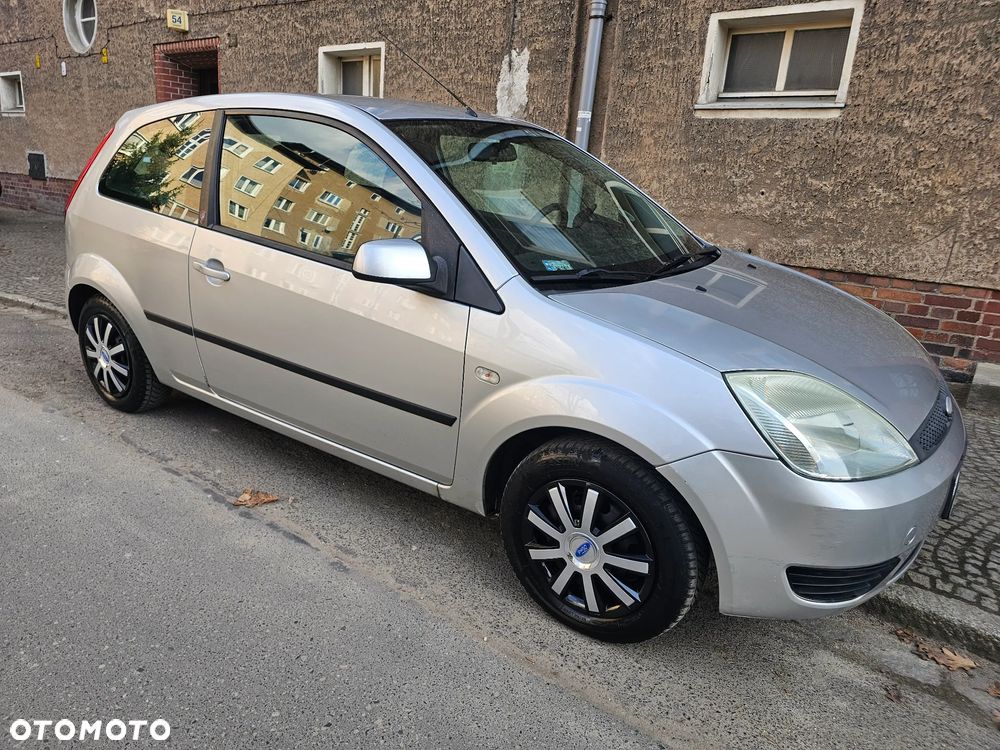 Ford Fiesta 1.3 Ghia - 1
