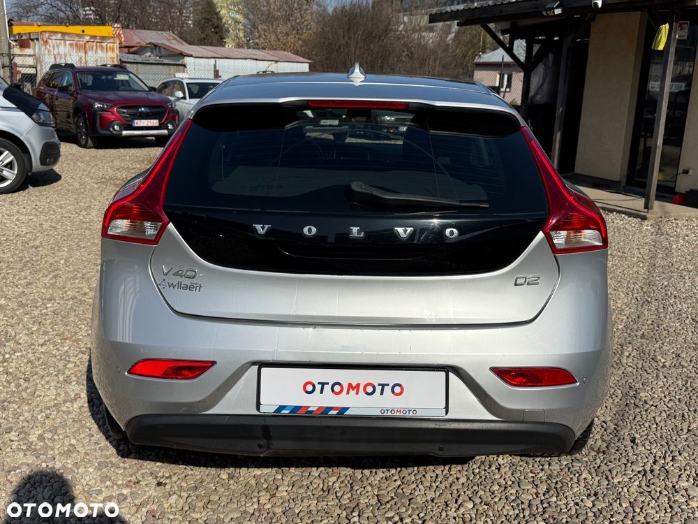 Volvo V40 D2 Kinetic - 8