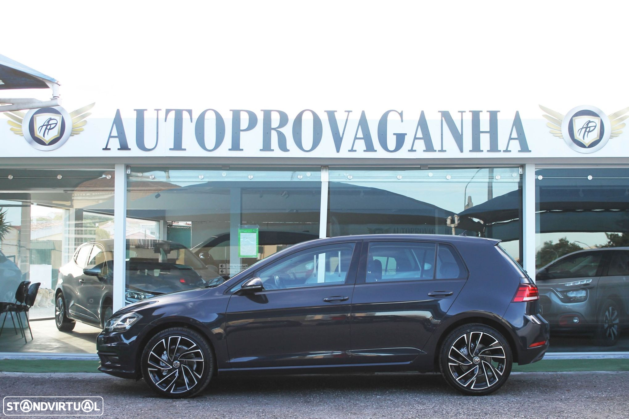 VW Golf - 37