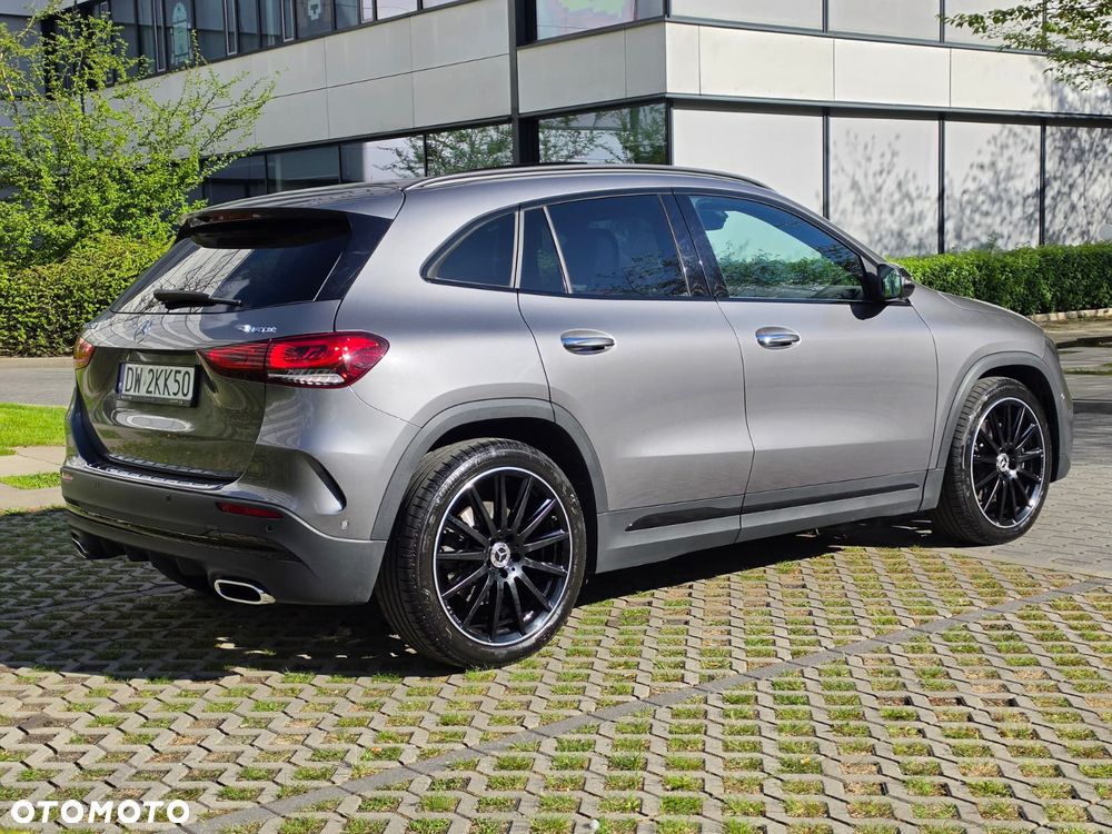 Mercedes-Benz GLA 250 4-Matic AMG Line - 9