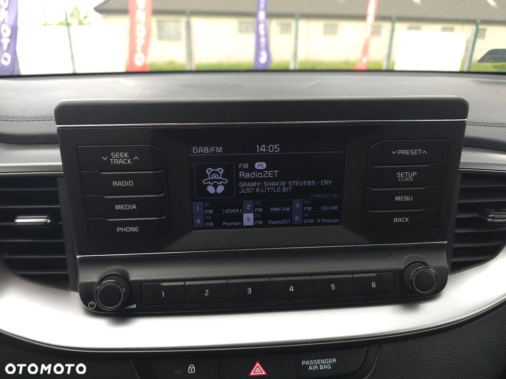 Kia Ceed 1.6 CRDi SCR L Business Line - 24