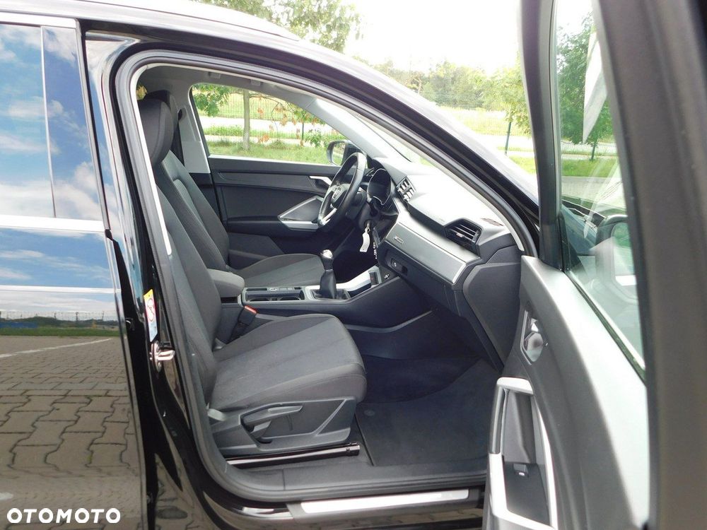 Audi Q3 35 TFSI - 10
