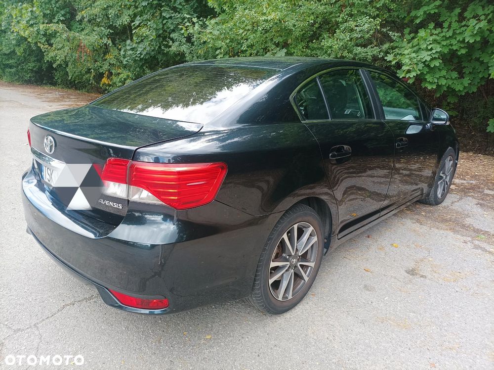 Toyota Avensis 1.8 Sol plus NAVI - 6