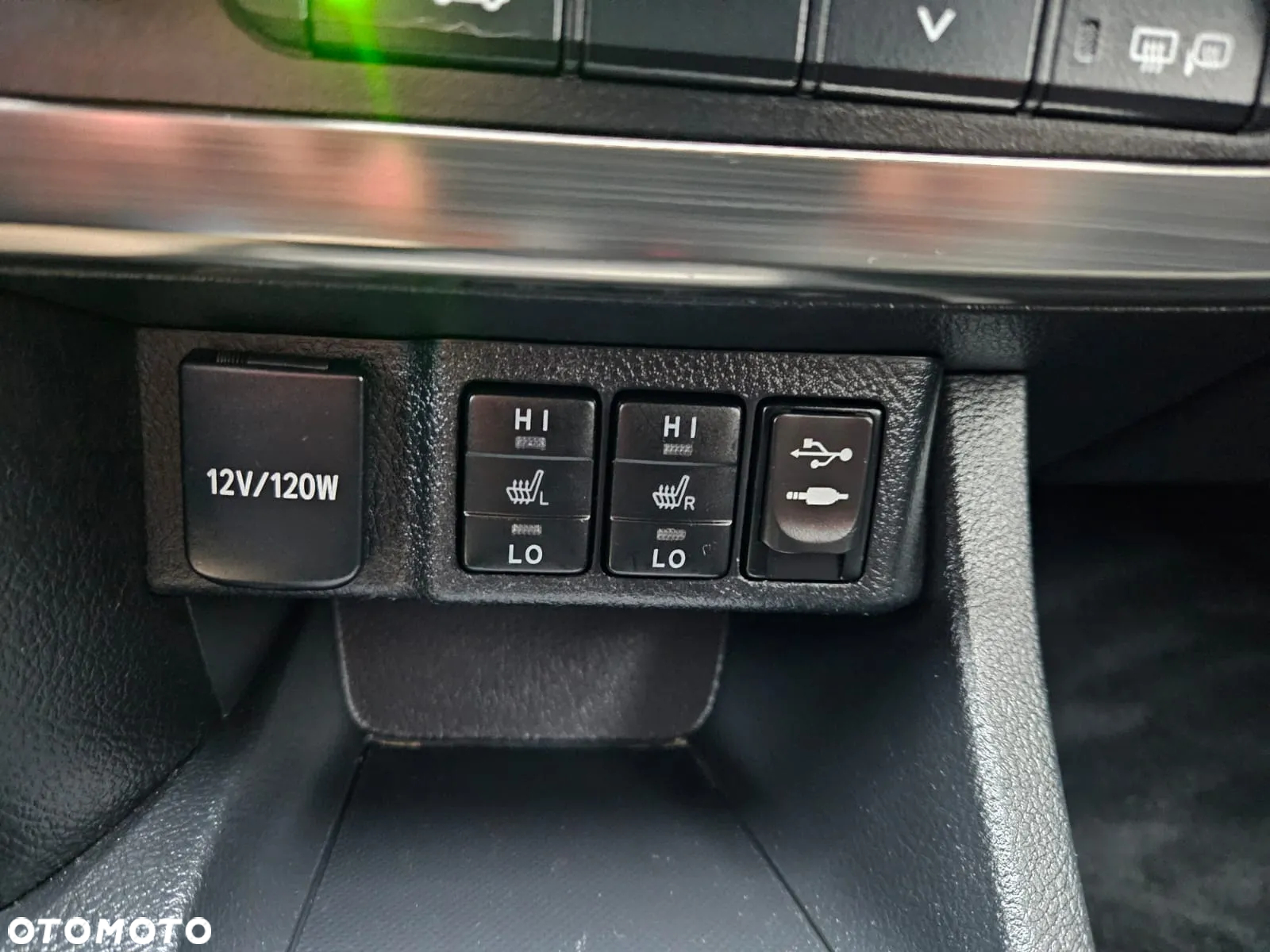 Toyota Auris 1.4 D-4D Touring Sports - 23