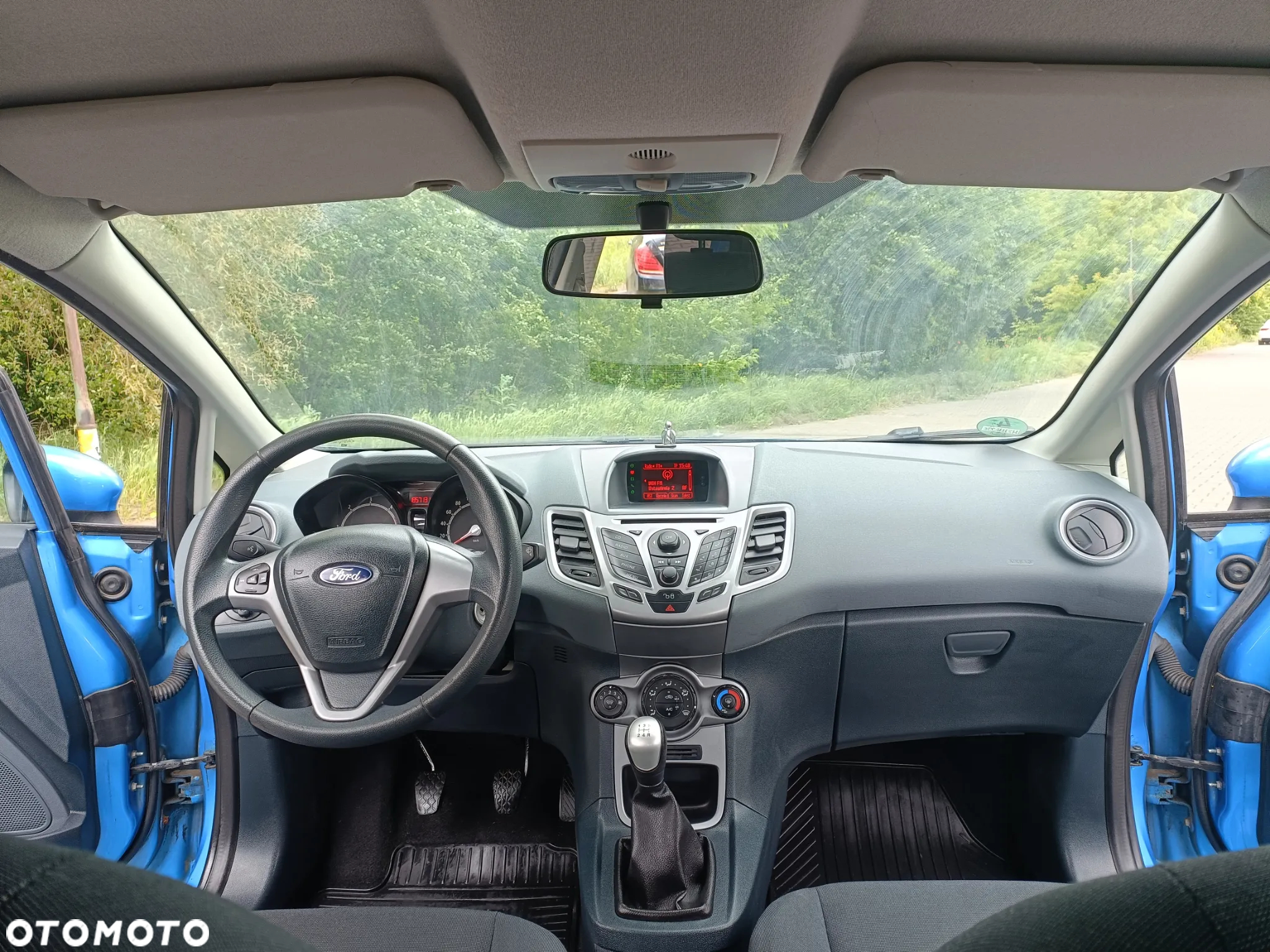 Ford Fiesta 1.4 TDCi Ambiente - 13