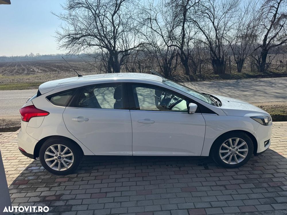 Ford Focus 1.5 TDCi DPF Start-Stopp-System Titanium - 1