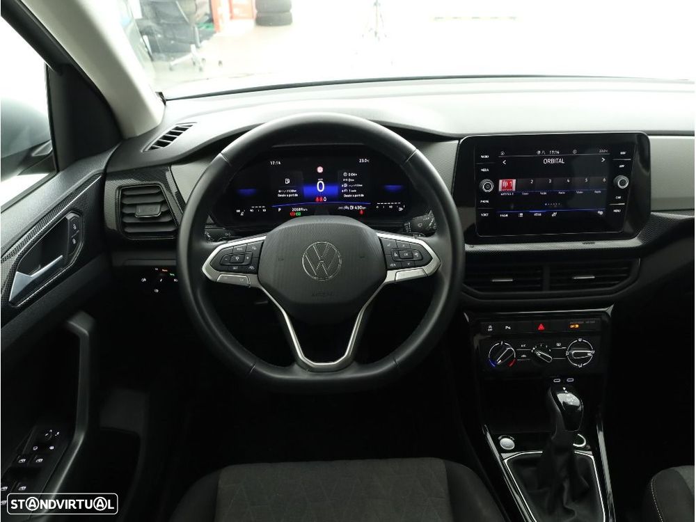 VW T-Cross 1.0 TSI Urban DSG - 17