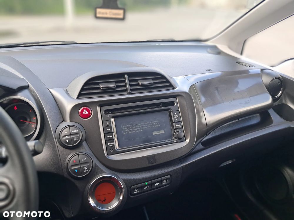Honda Jazz 1.4 Executive - 14