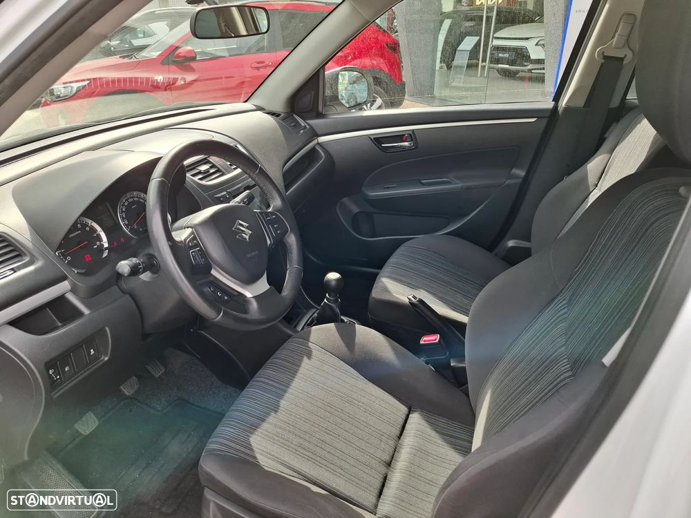 Suzuki Swift 1.2 VVT GLX - 13