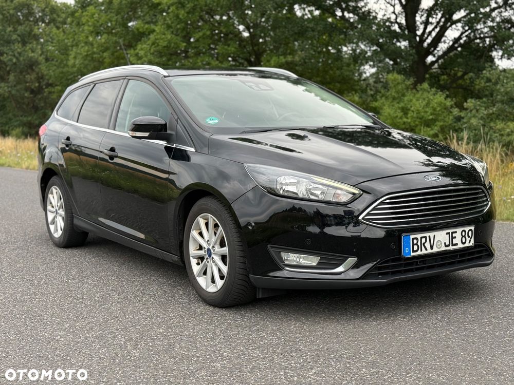 Ford Focus 1.5 TDCi SYNC Edition PowerShift - 2
