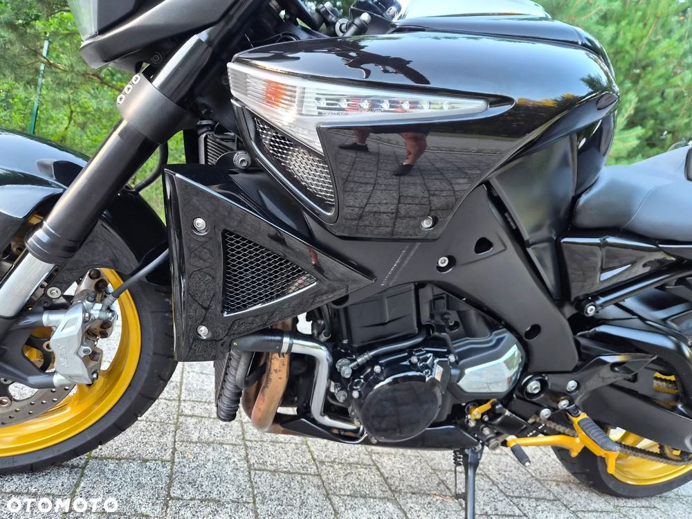 Suzuki GSX - 29
