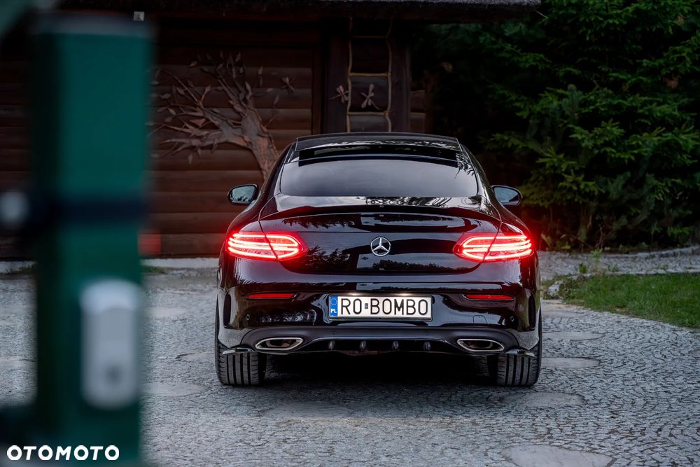 Mercedes-Benz Klasa C 200 4-Matic 9G-TRONIC - 7