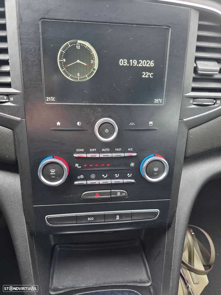 Renault Mégane 1.5 dCi Dynamique S - 17