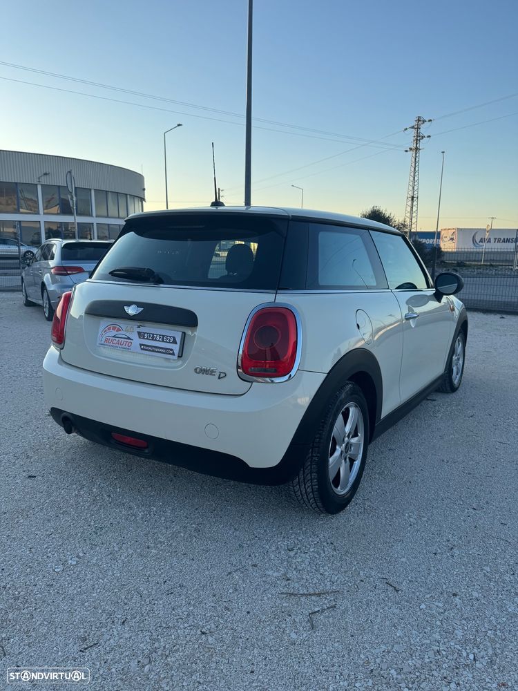 MINI 3 Portas One D Metropolitan - 8