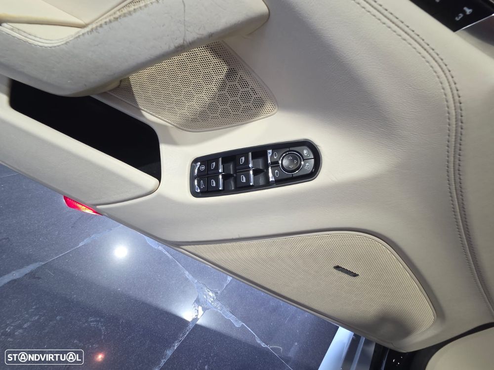Porsche Panamera Platinum Edition - 15