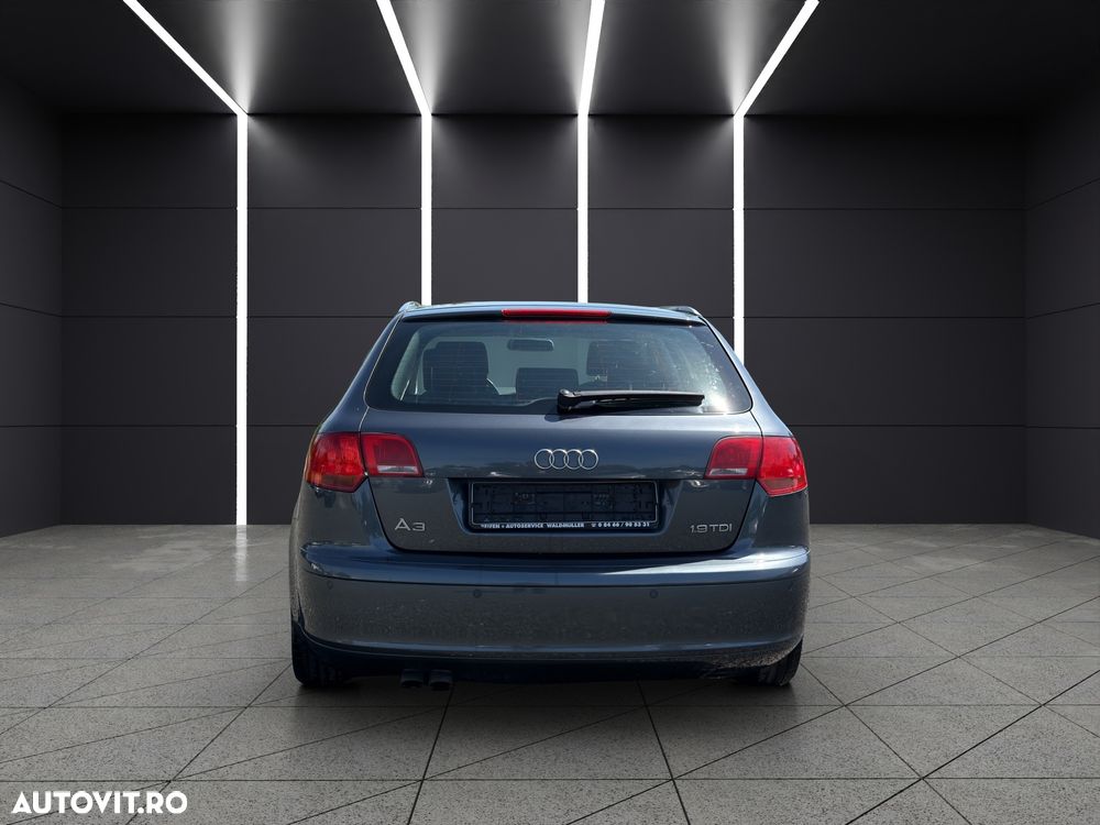 Audi A3 1.9 TDI DPF Ambiente - 7
