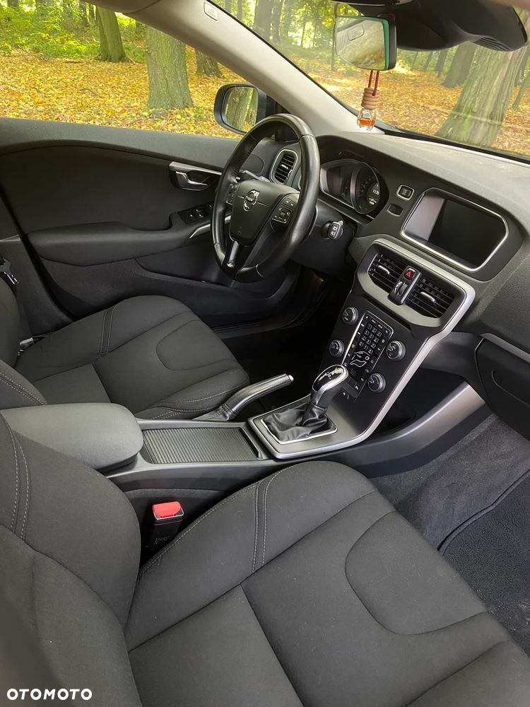 Volvo V40 - 6