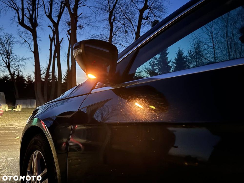 Volkswagen Passat CC - 14