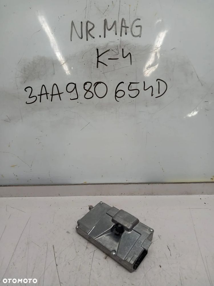 KAMERA ASYSTENT PASA RUCHU VW PASSAT B7 3AA980654D - 1