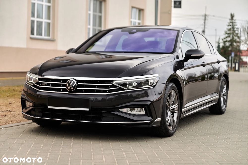 Volkswagen Passat - 4