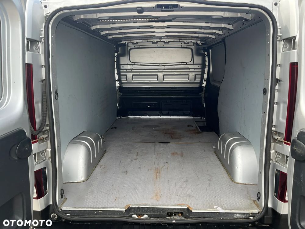 Renault Trafic - 14