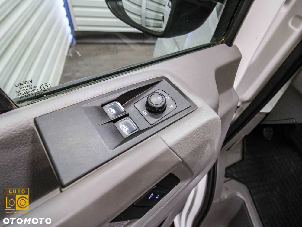 Volkswagen CRAFTER BRYGADÓWKA 7 OSÓB - 24