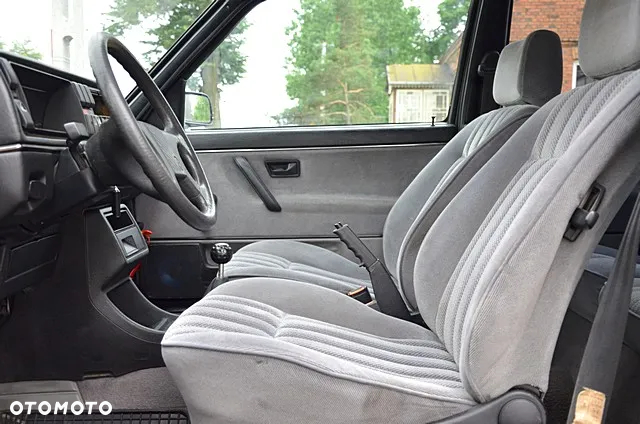 Volkswagen Golf 1.6 GTD TD - 19