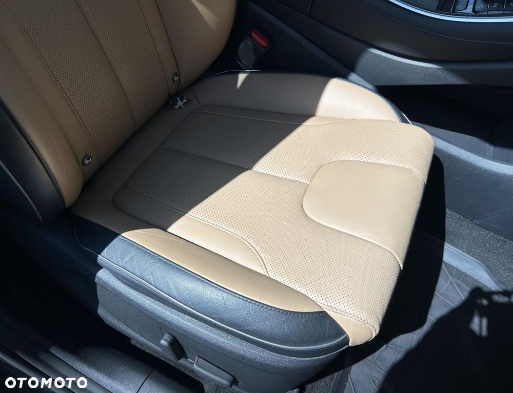 Hyundai Santa Fe 1.6 T-GDI HEV Platinum 4WD - 23