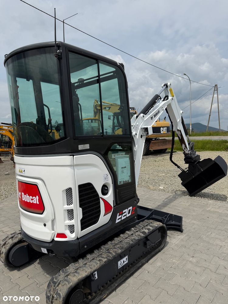 Bobcat E20Z - 14