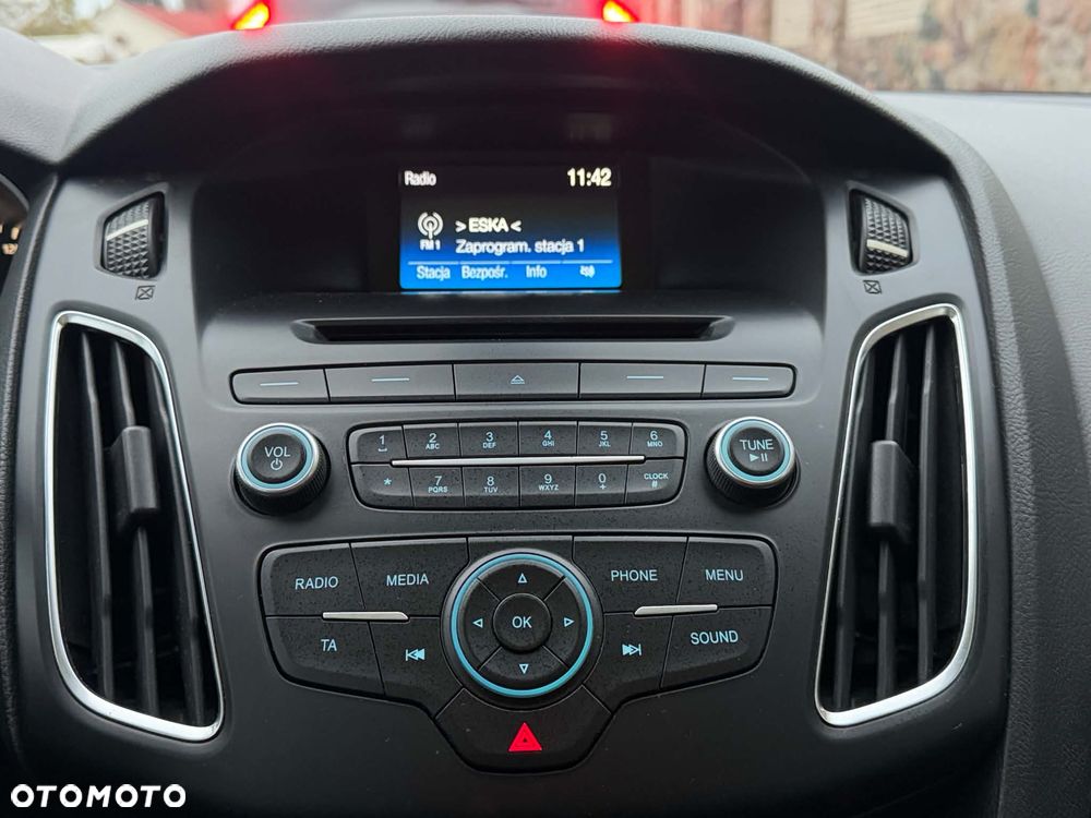 Ford Focus - 31