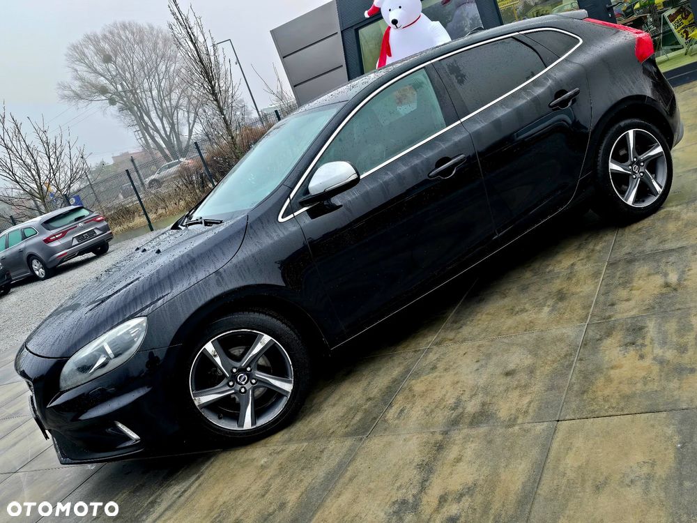 Volvo V40 D2 R Design - 8