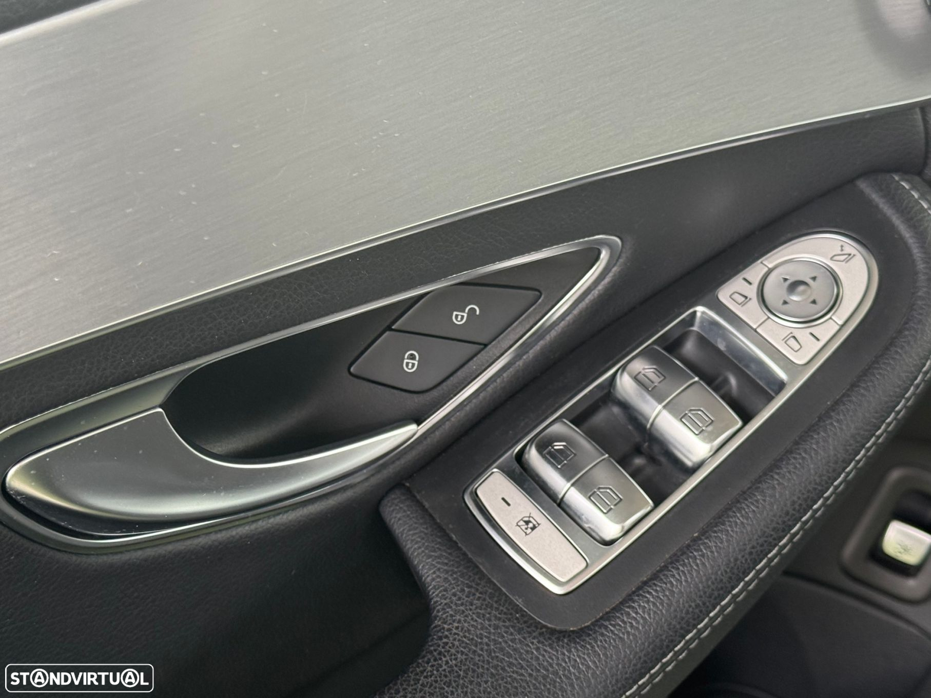Mercedes-Benz C 180 d AMG Line - 44